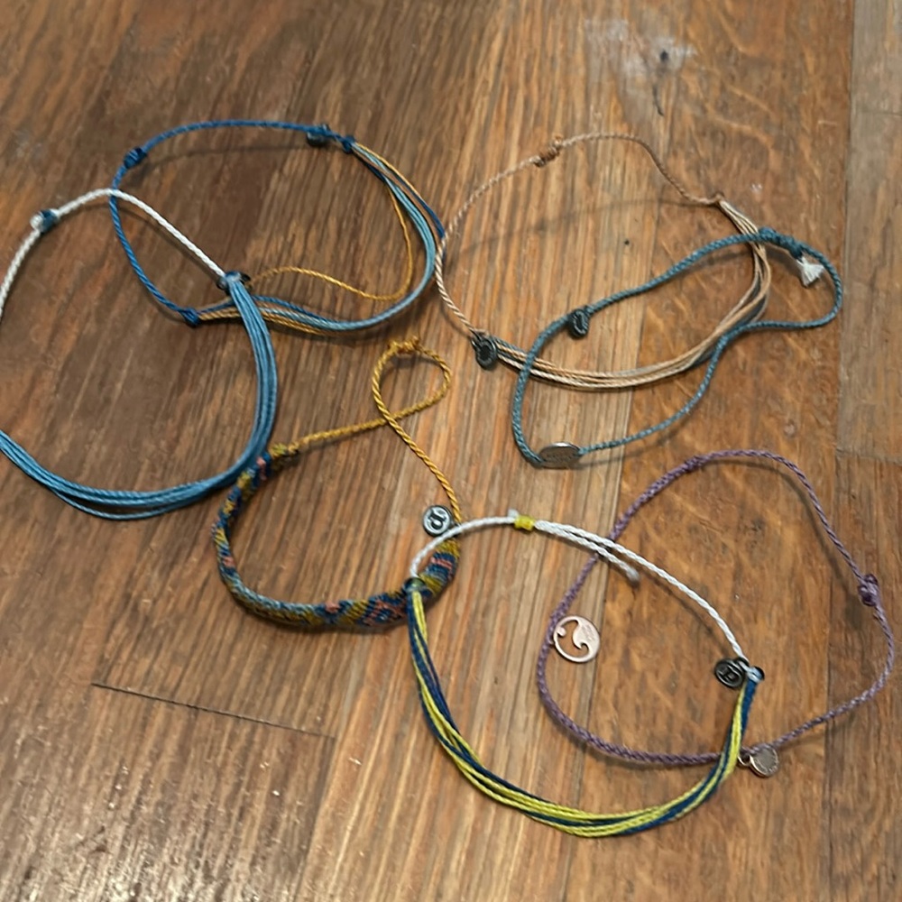 Pura vida bracelets